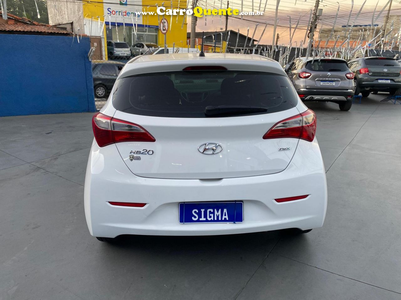 HYUNDAI   HB20 COMF.C.PLUSC.STYLE 1.0 FLEX 12V   BRANCO 2014 1.0 FLEX - Loja