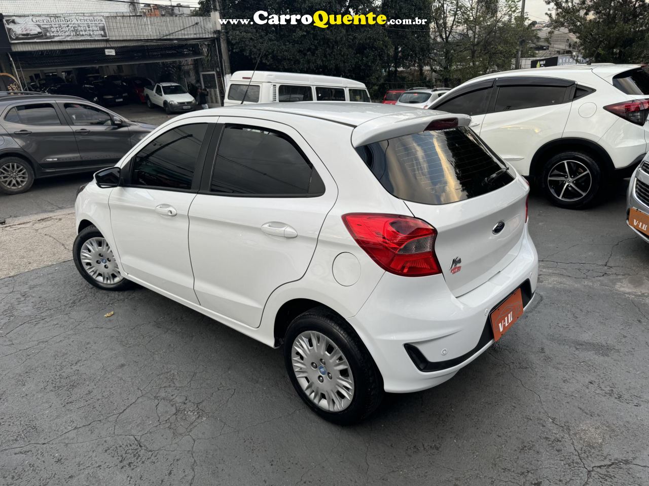 FORD   KA 1.5 SE 12V FLEX 5P MEC.   BRANCO 2019 1.5 FLEX - Loja