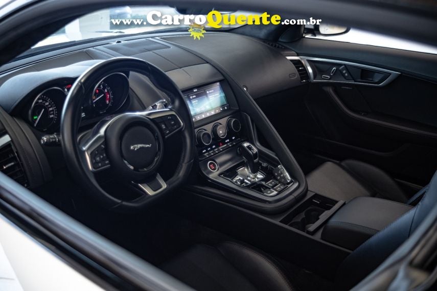 Jaguar F-Type 2.0 P300 GASOLINA R-DYNAMIC COUPE AUTOMATICO - Loja