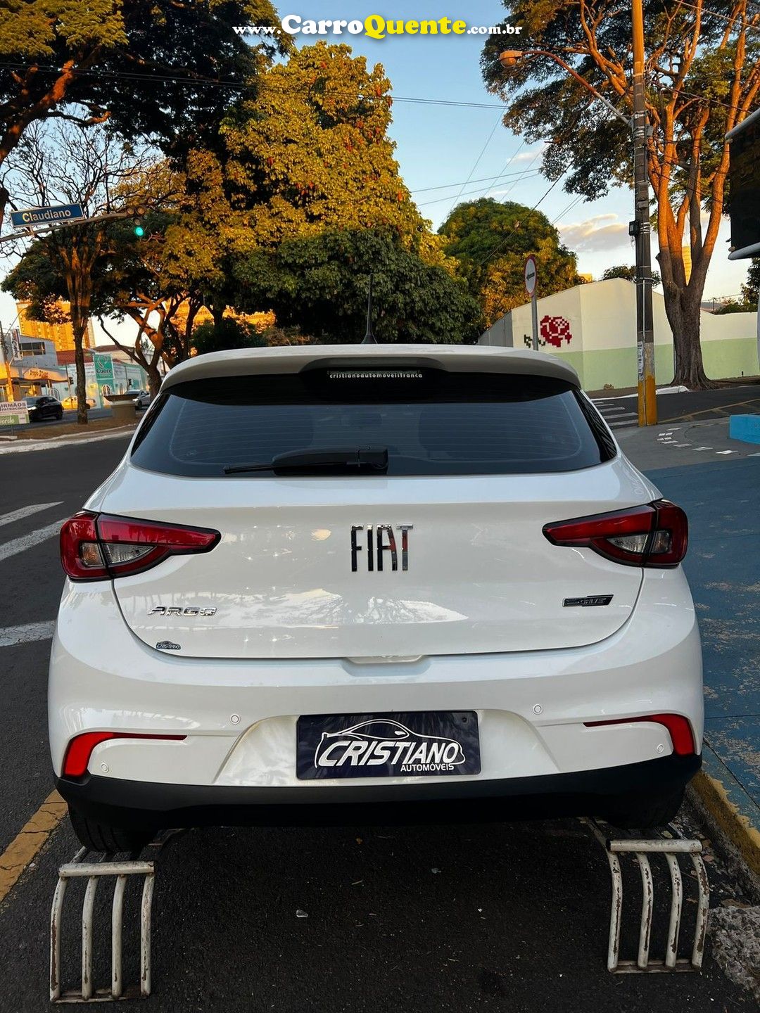 FIAT ARGO 1.0 FIREFLY DRIVE - Loja