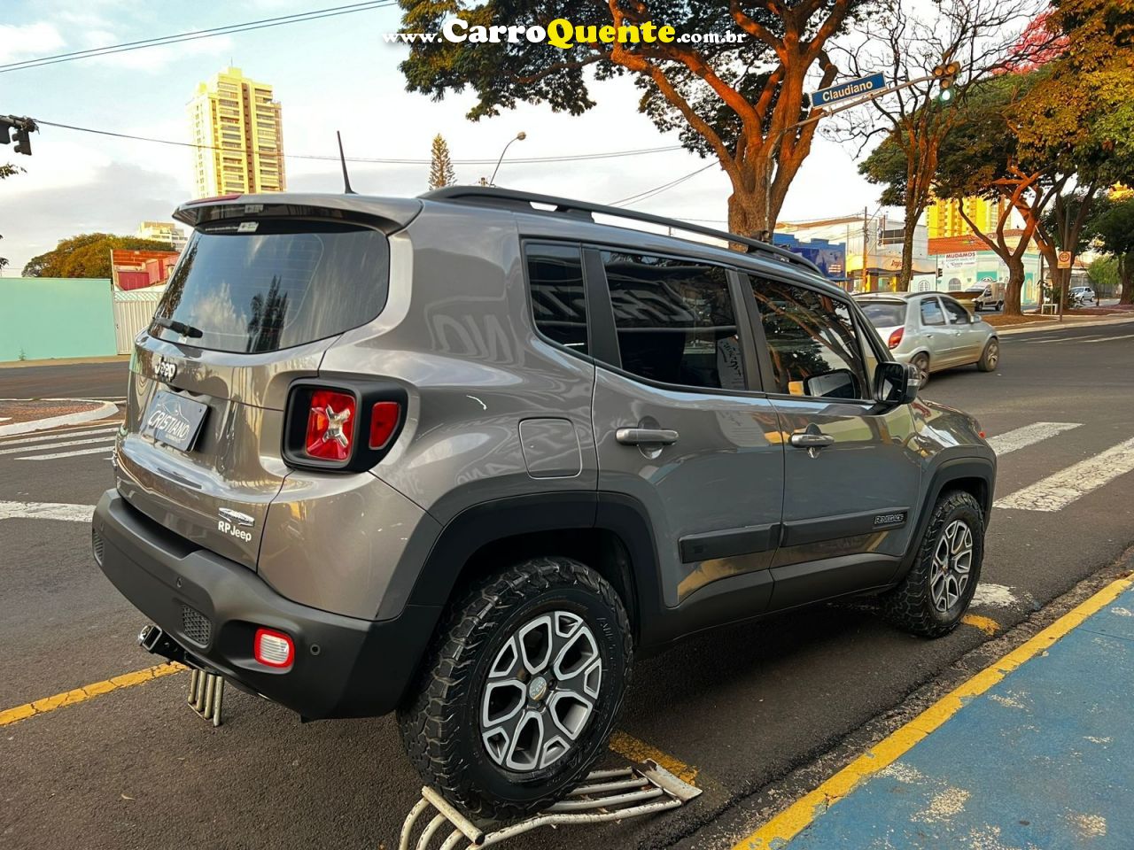 JEEP RENEGADE 2.0 16V TURBO LONGITUDE 4X4 - Loja