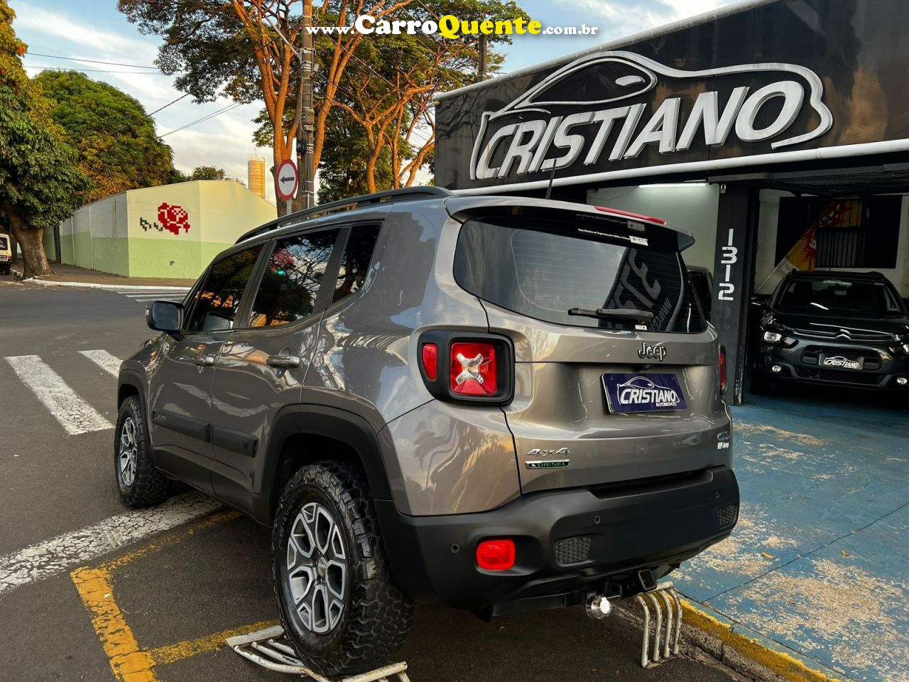 JEEP RENEGADE 2.0 16V TURBO LONGITUDE 4X4 - Loja