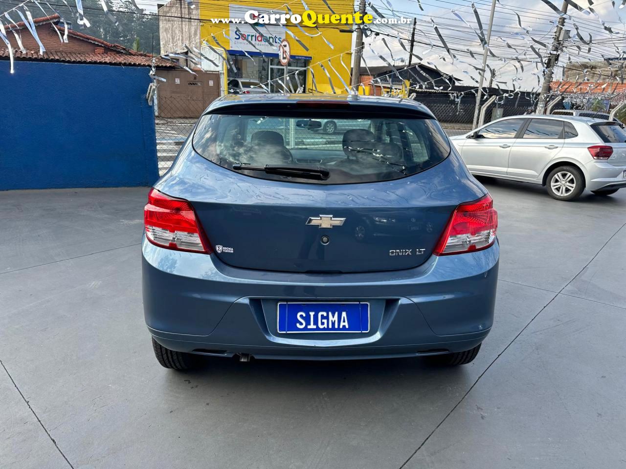 CHEVROLET   ONIX HATCH LT 1.0 8V FLEXPOWER 5P MEC.   AZUL 2015 1.0 FLEX - Loja