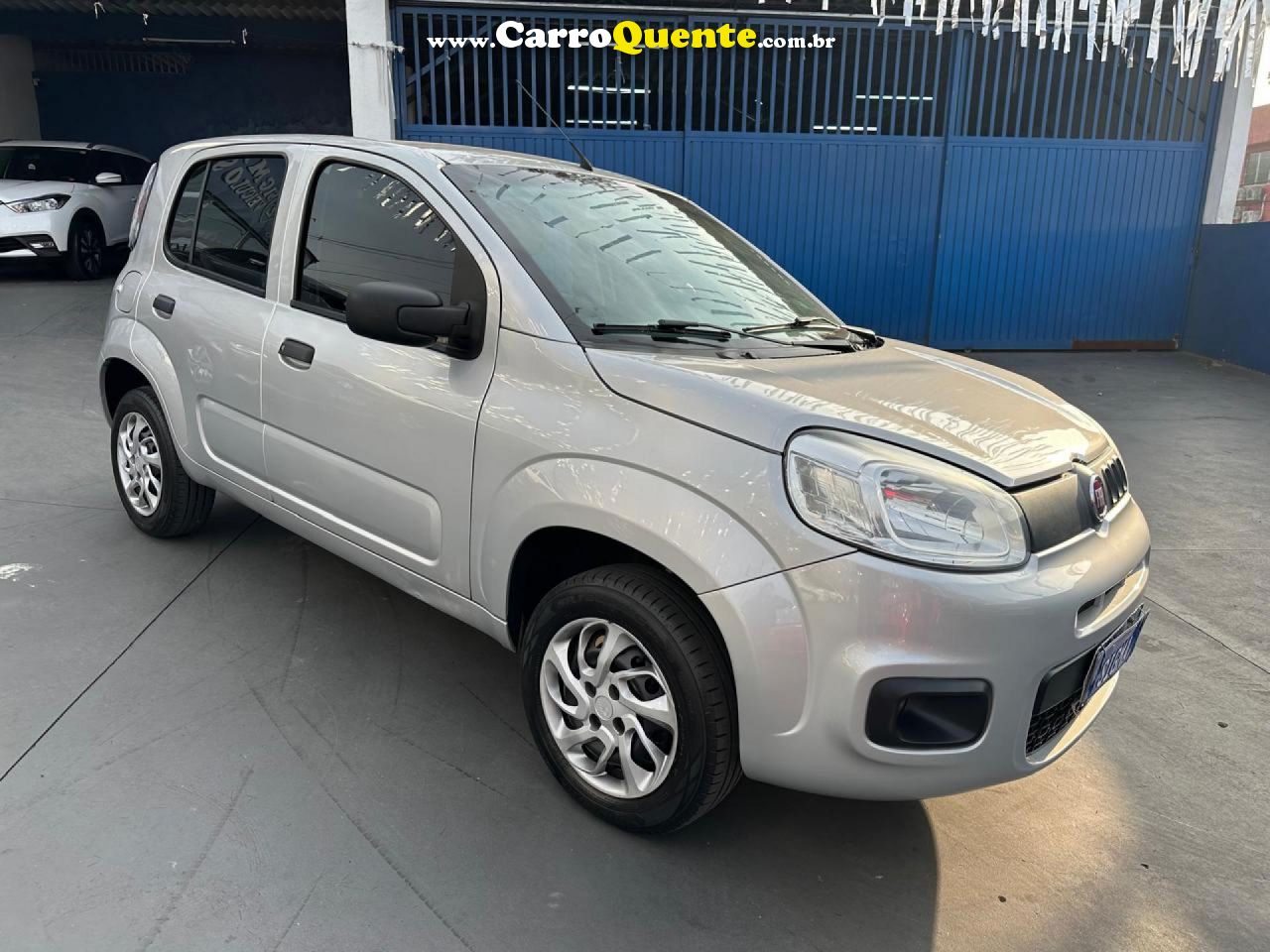 FIAT   UNO ATTRACTIVE 1.0 FIRE FLEX 8V 5P   PRATA 2016 1.0 FLEX - Loja