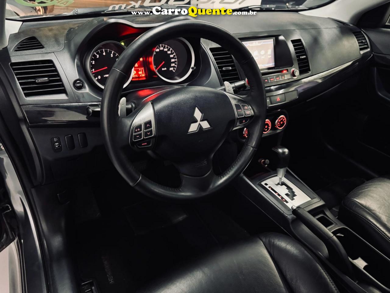 MITSUBISHI   LANCER 2.0 16V 160CV AUT.   CINZA 2014 2.0 GASOLINA - Loja