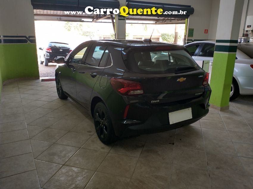 Chevrolet Onix Turbo Premier II - Loja