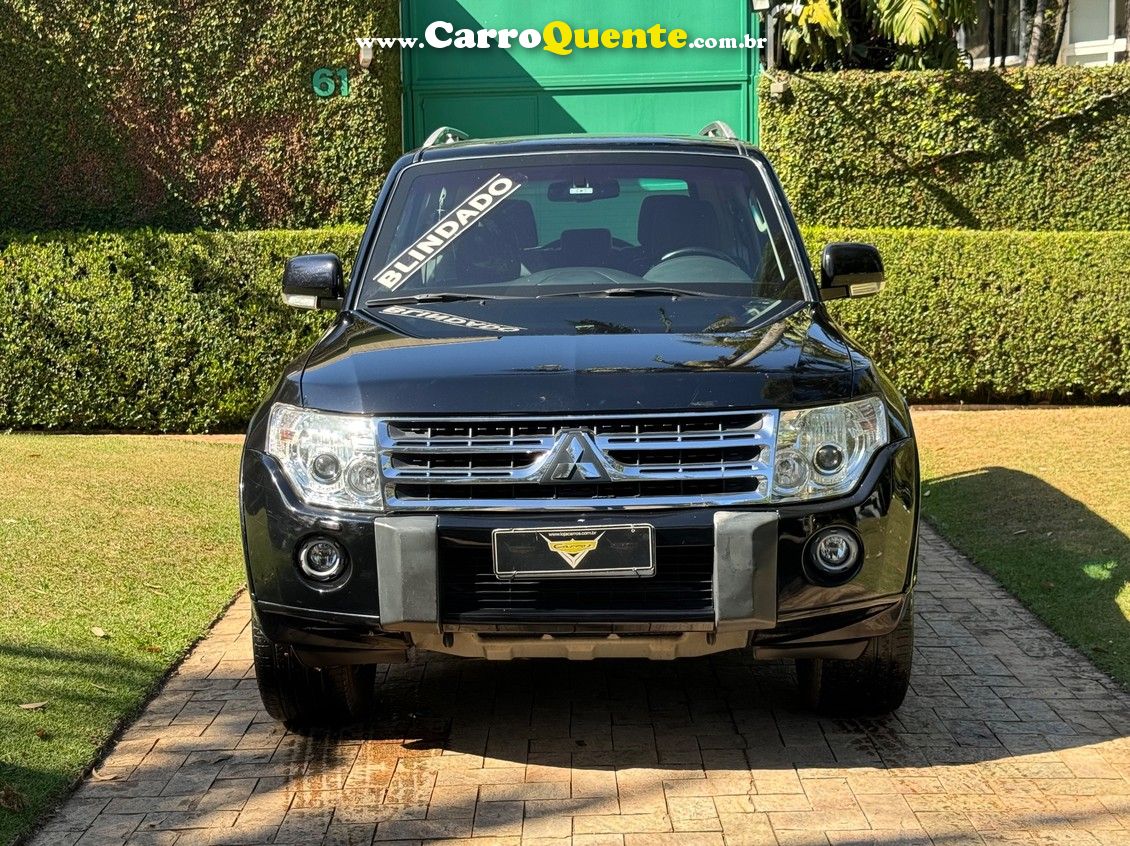 MITSUBISHI PAJERO FULL 3.8 HPE 4X4 V6 24V - Loja