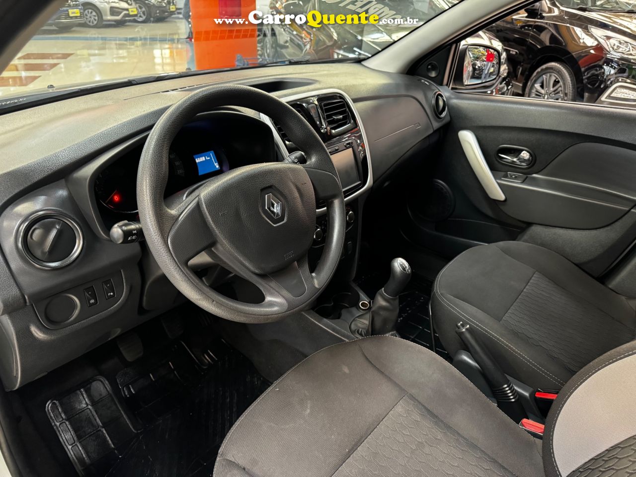 RENAULT SANDERO 1.6 16V SCE EXPRESSION - Loja