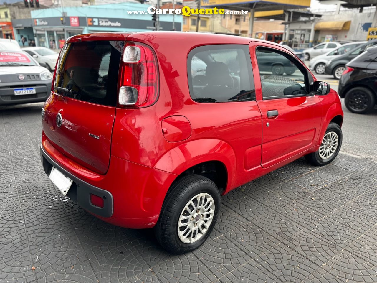 FIAT UNO 1.0 EVO VIVACE 8V 2014 - Loja