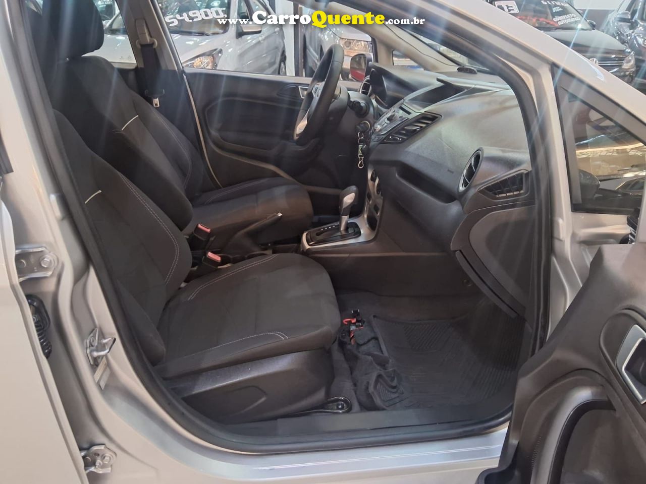 FORD/FIESTA 1.6 SE SEDAN 16V - Loja