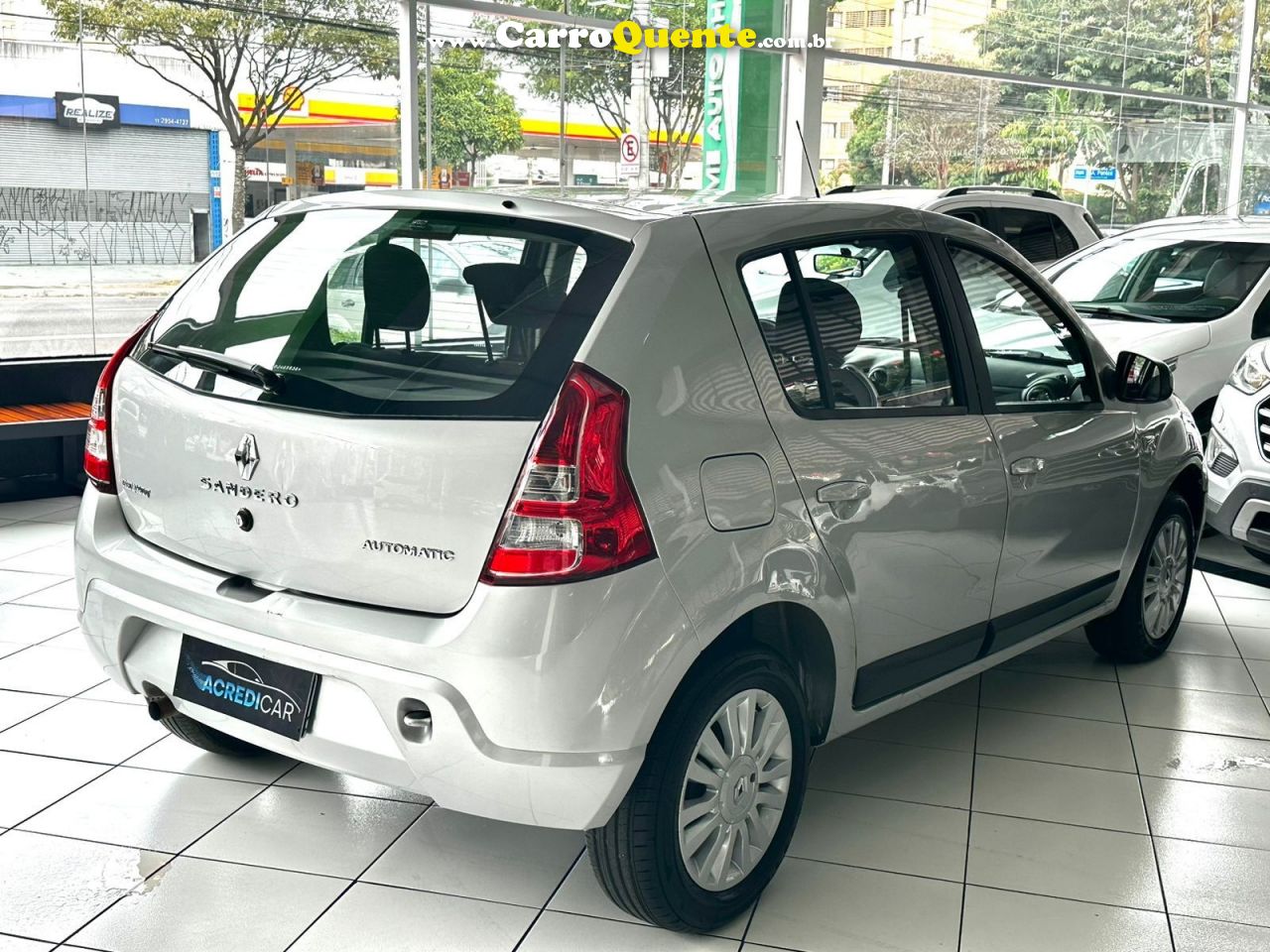 RENAULT SANDERO 1.6 PRIVILEGE 16V - Loja