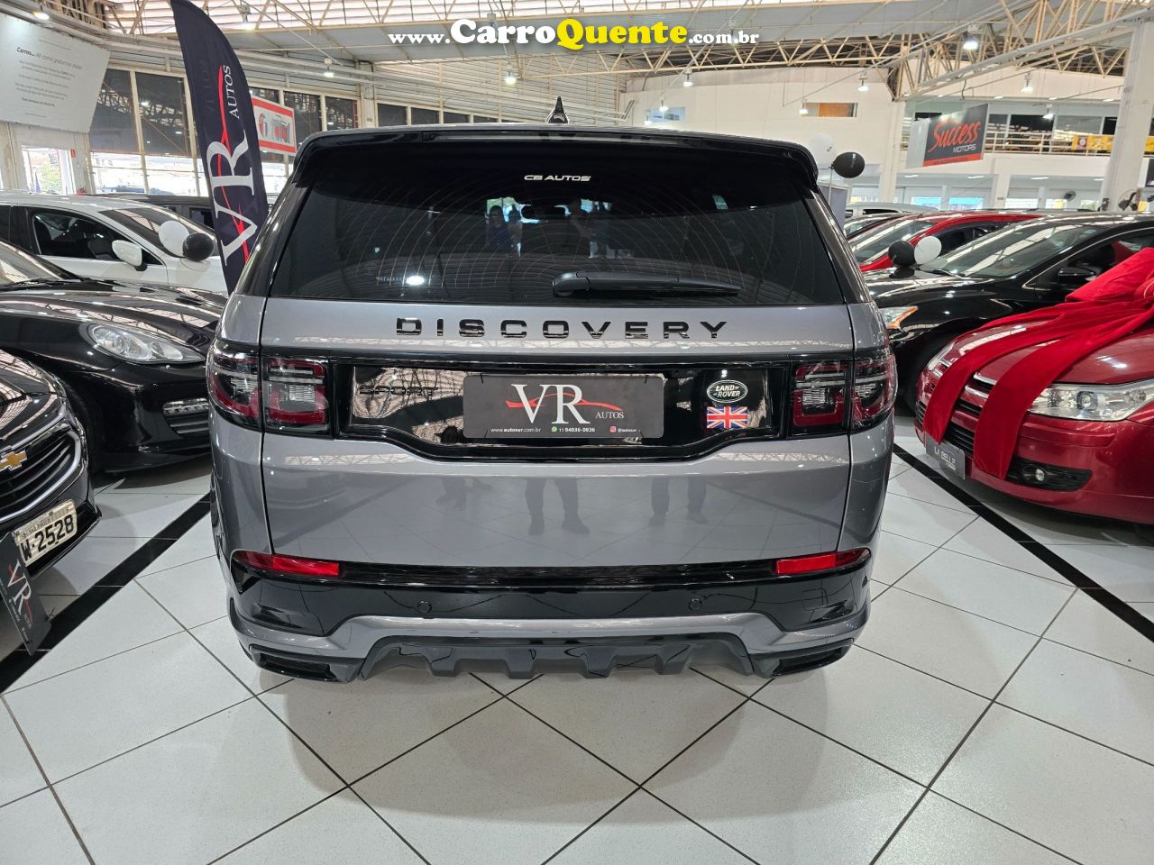 LAND ROVER DISCOVERY SPORT 2.0 P250 TURBO R-DYNAMIC SE KM 5.000 - Loja