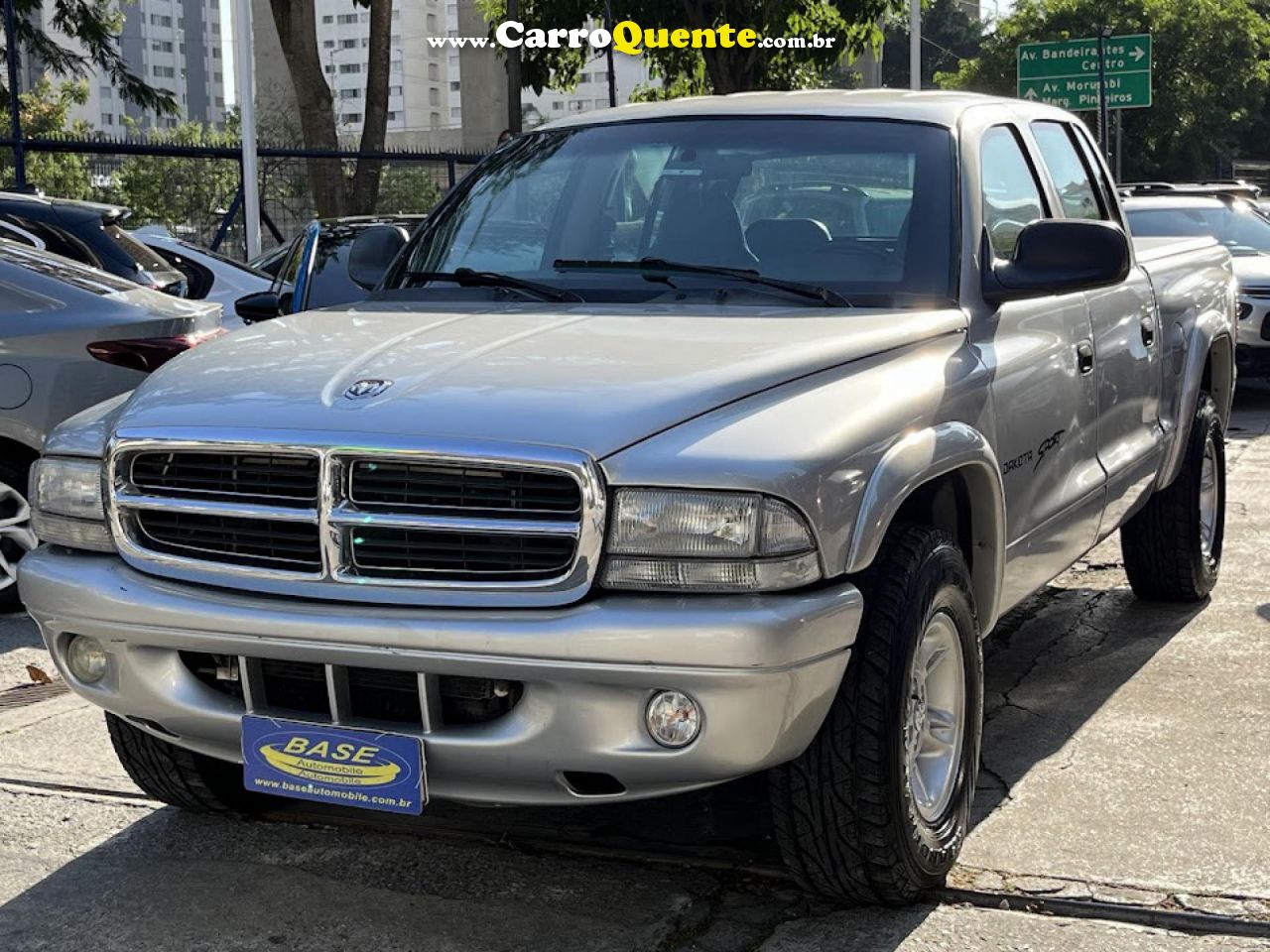 DODGE   DAKOTA SPORT 5.2 V8 CD AUT.   PRATA 2001 5.2 GASOLINA E GÁS NATURAL - Loja