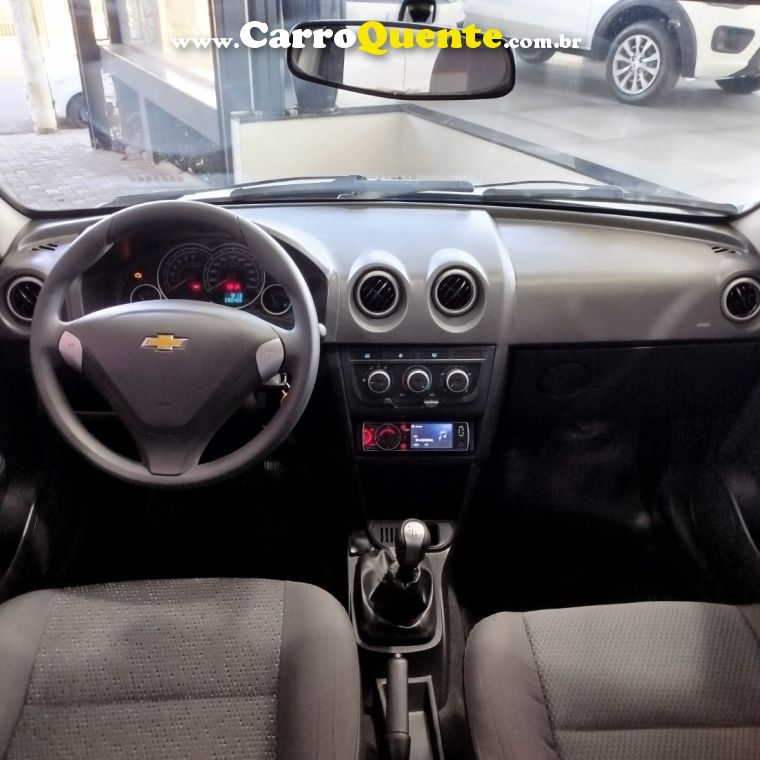 Chevrolet Celta 1.0 LT - Loja