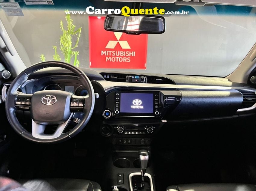 Toyota Hilux Cabine Dupla HILUX CD-SRV - Loja
