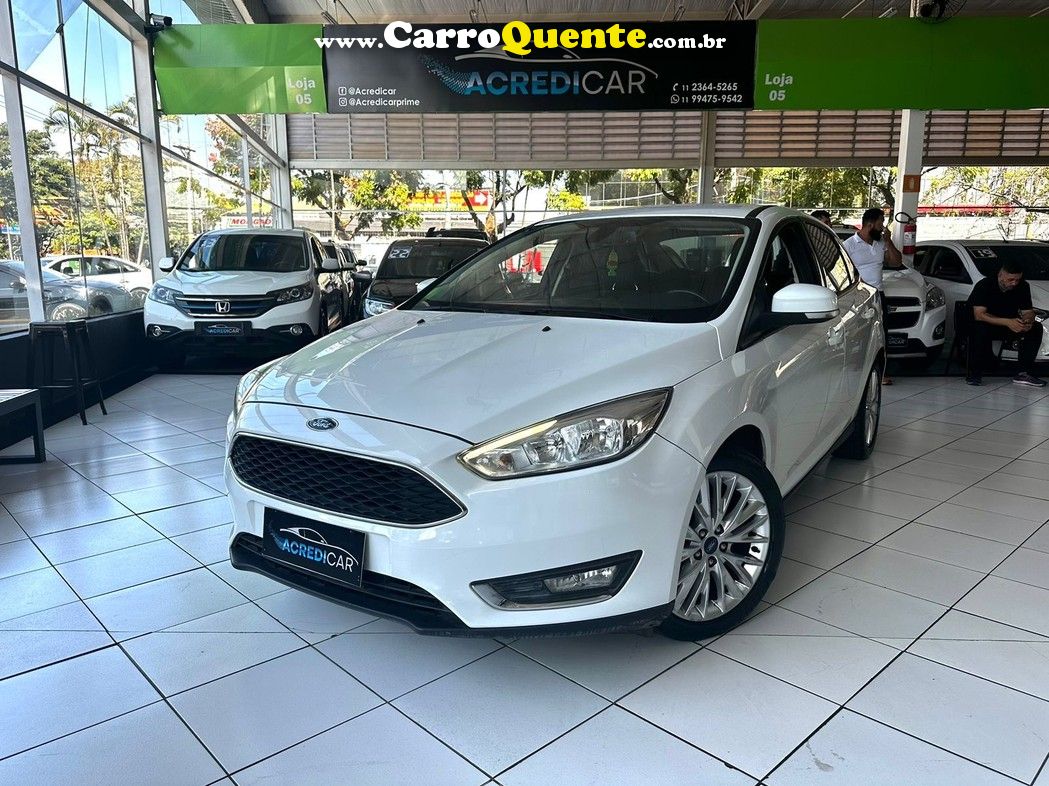 FORD FOCUS 2.0 SE FASTBACK 16V - Loja