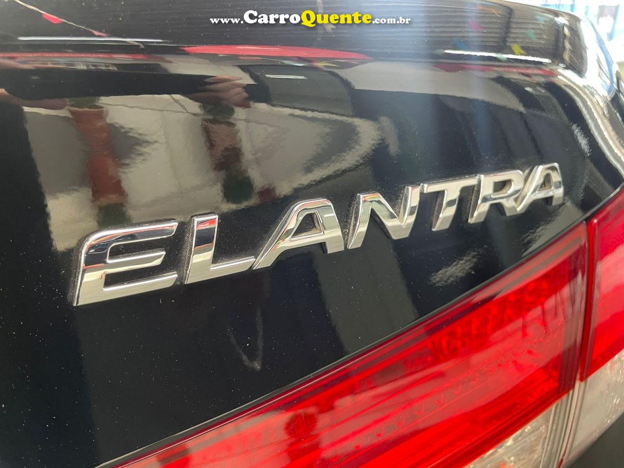 HYUNDAI ELANTRA 1.8 GLS 16V - Loja