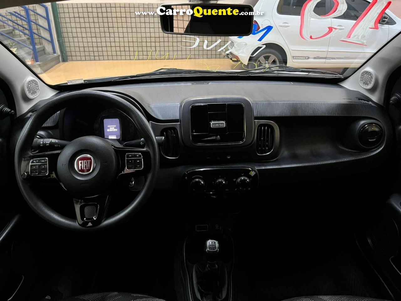 FIAT   MOBI DRIVE 1.0 FLEX 6V 5P   PRATA 2019 1.0 FLEX - Loja