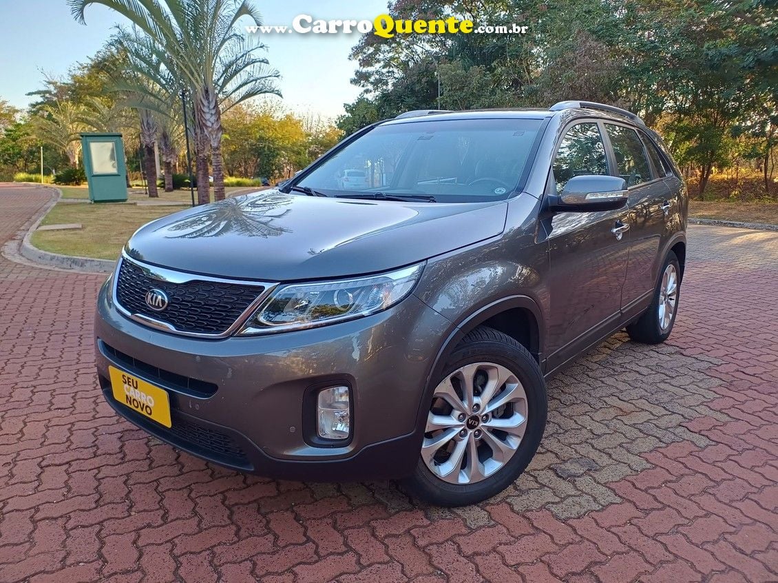 KIA SORENTO 2.4 EX 4X2 16V - Loja