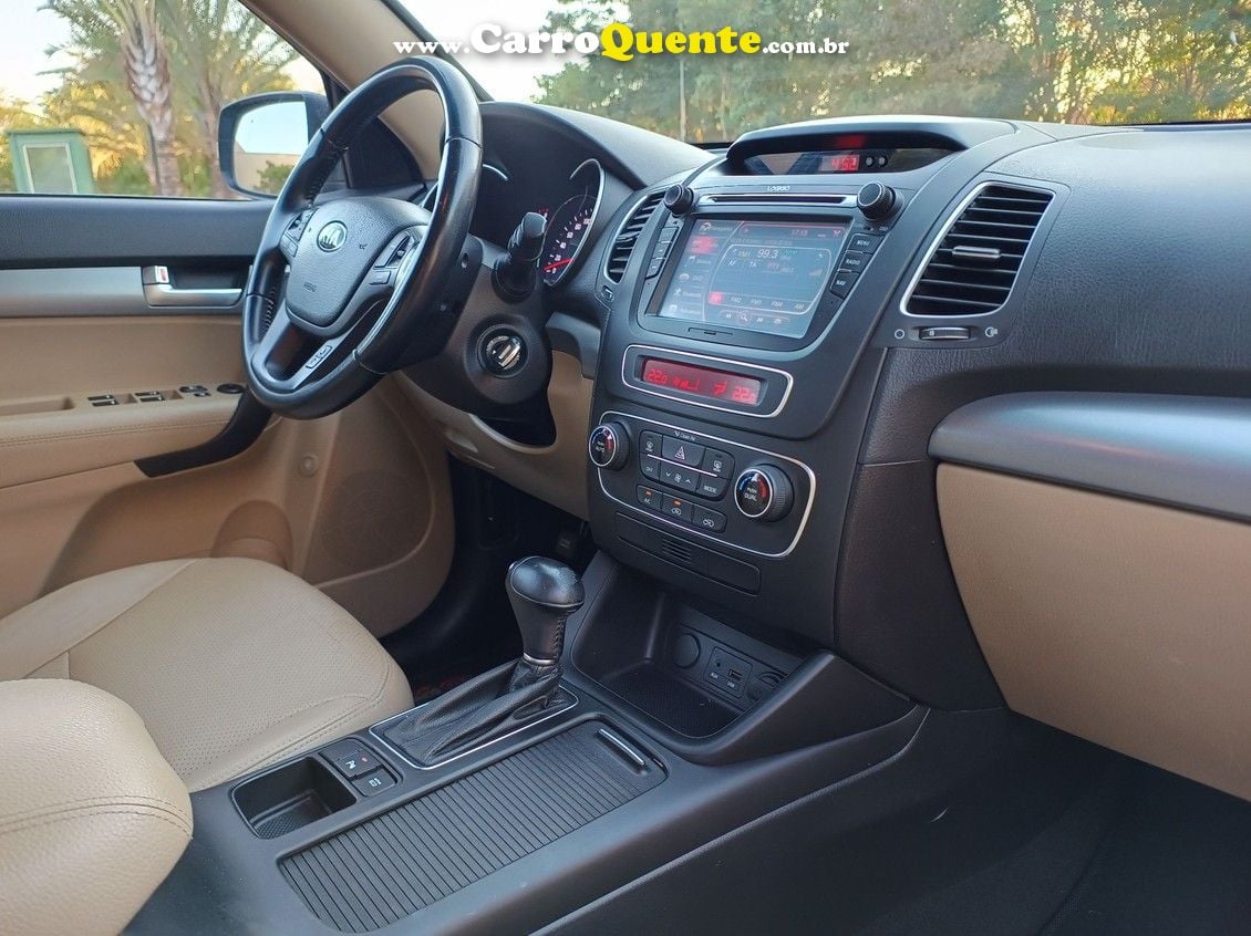 KIA SORENTO 2.4 EX 4X2 16V - Loja