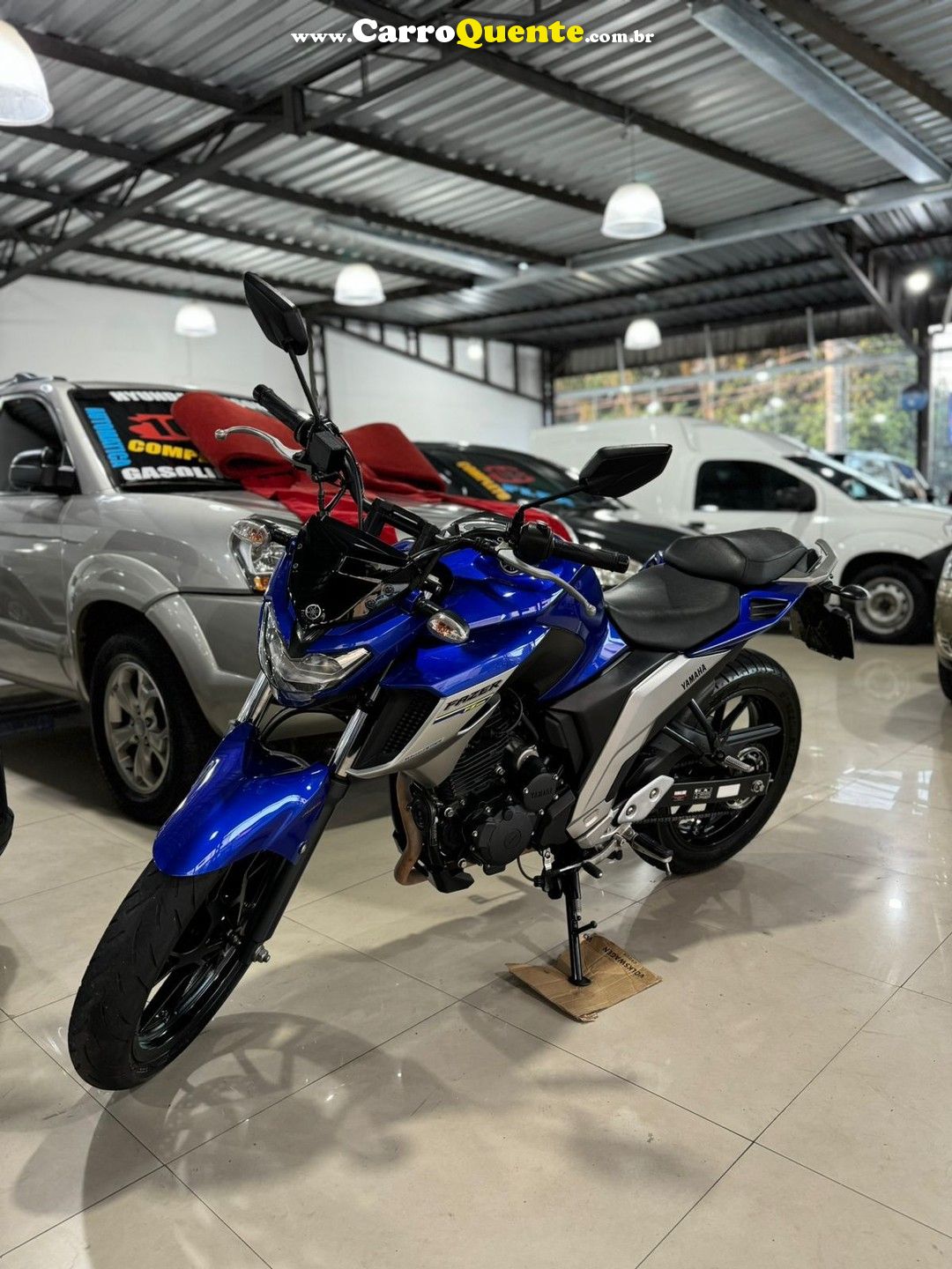 YAMAHA FAZER 250 BLUEFLEX  - Loja