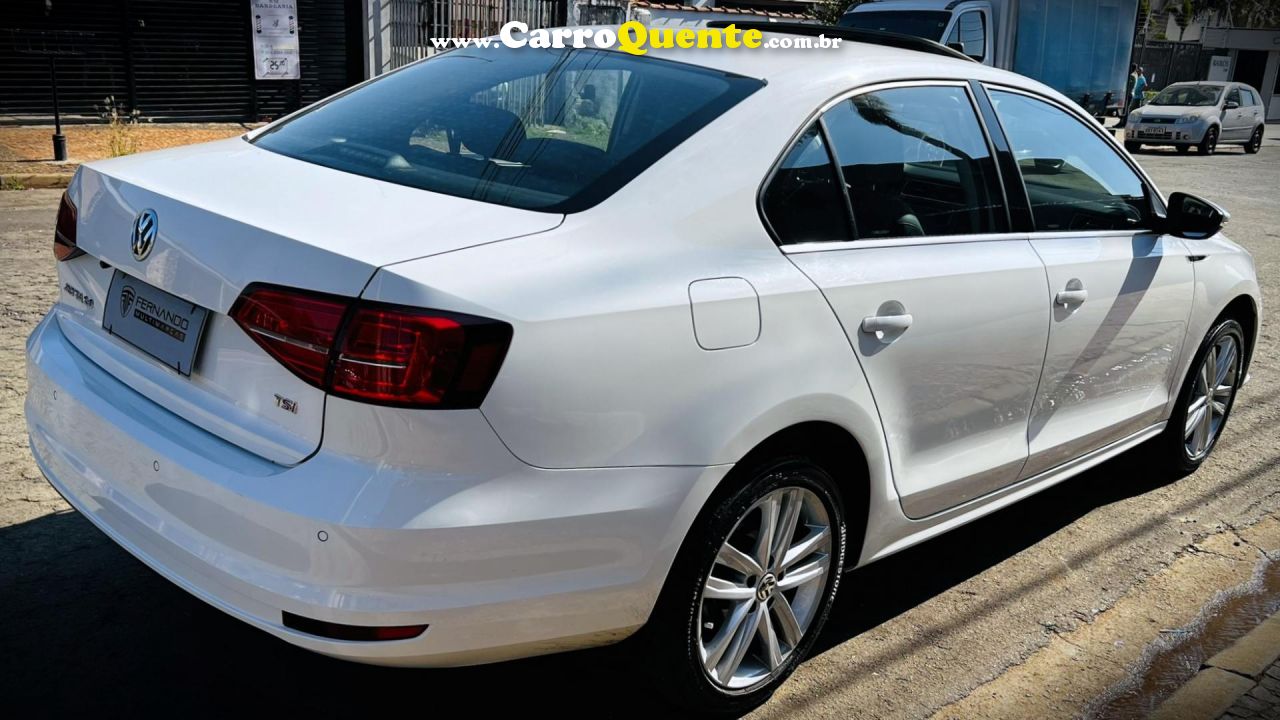 VOLKSWAGEN   JETTA HIGHLINE 2.0 TSI 16V 4P TIPTRONIC   BRANCO 2016 2.0 GASOLINA - Loja