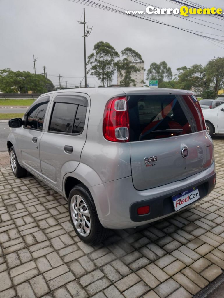 FIAT   UNO VIVACE CELEB. 1.0 EVO F.FLEX 8V 5P   PRATA 2013 1.0 FLEX - Loja