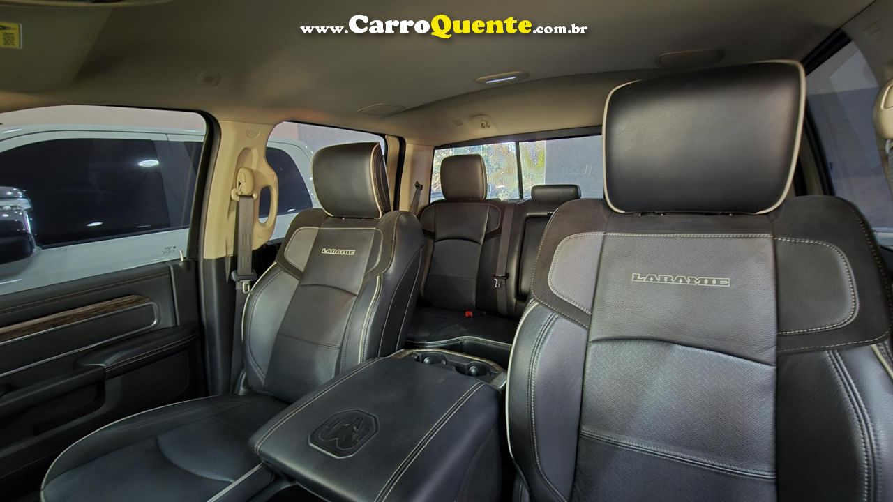 RAM   2500 LARAMIE  6.7 TDI  CD 4X4 DIESEL   PRETO 2020 6.7 DIESEL - Loja