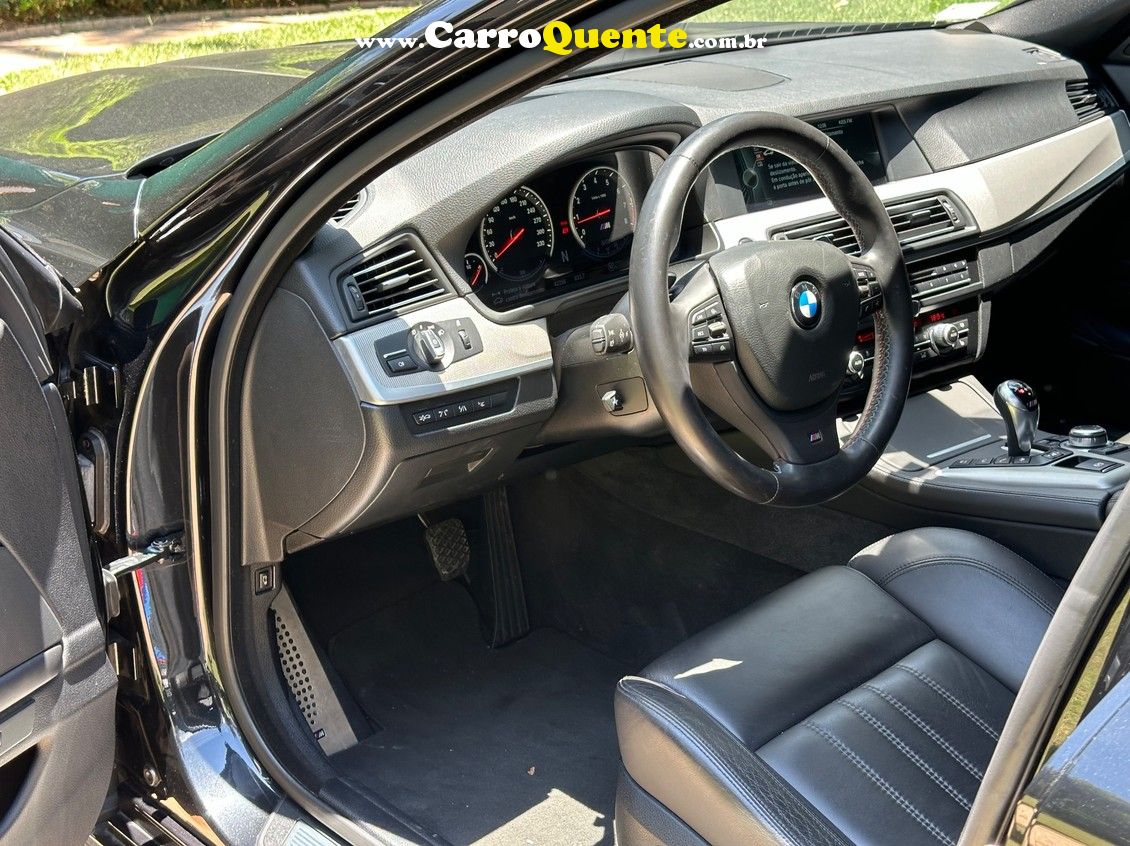 BMW M5 4.4 V8 32V - Loja