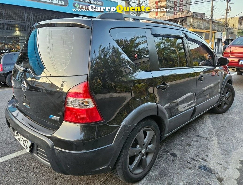 NISSAN LIVINA 1.8 SL X-GEAR 16V - Loja