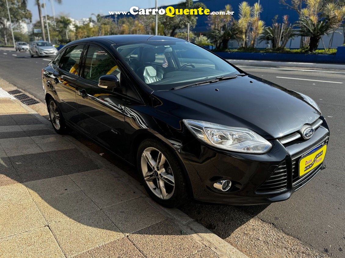 FORD FOCUS 2.0 SE PLUS SEDAN 16V - Loja