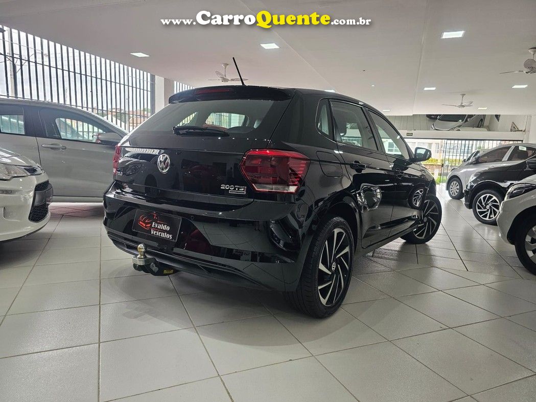 VOLKSWAGEN POLO 1.0 200 TSI HIGHLINE - Loja