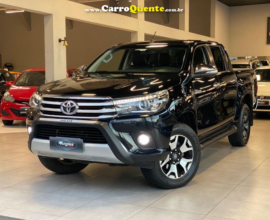 TOYOTA HILUX 2.8 SRX 4X4 CD 16V - Loja