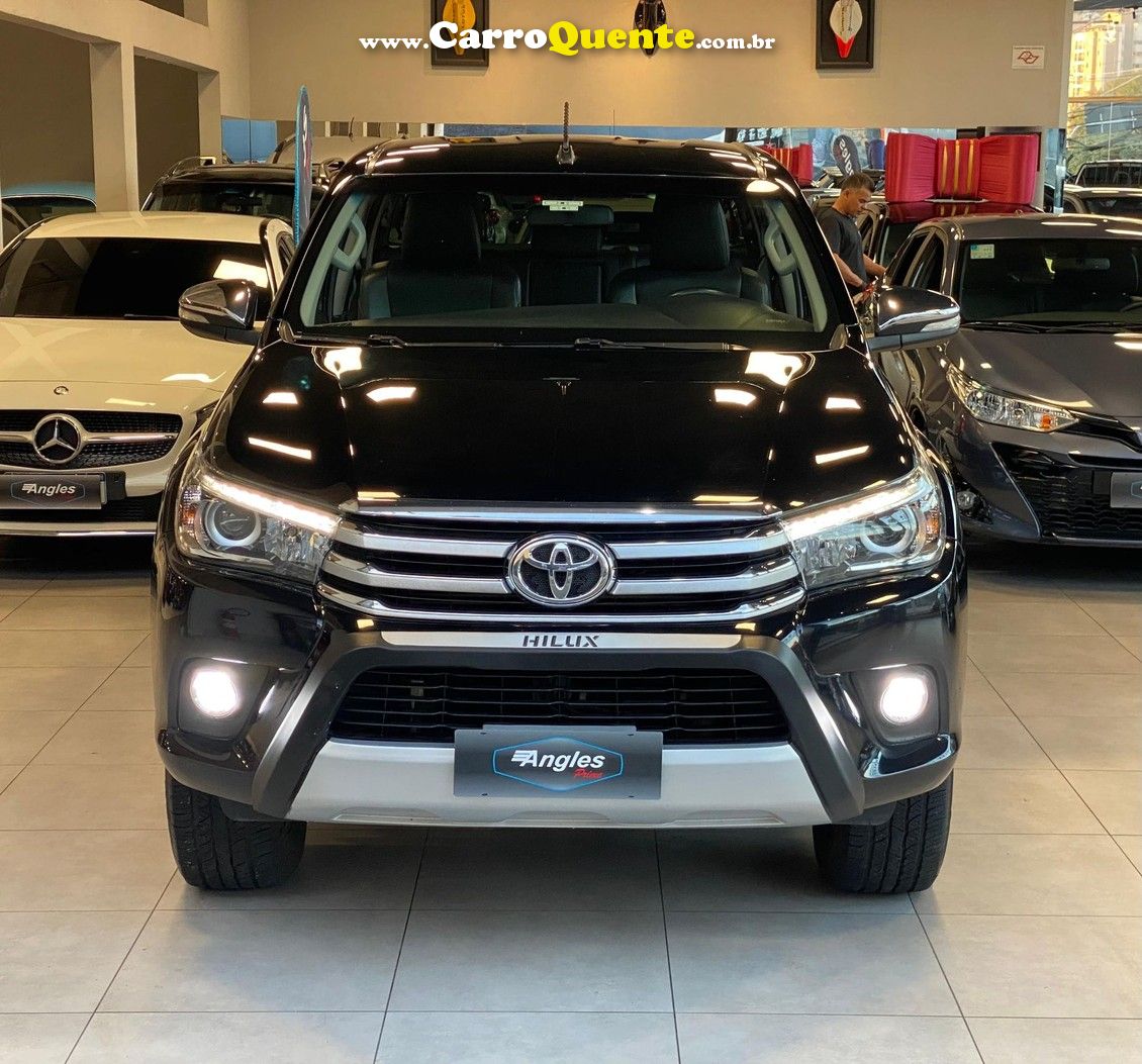 TOYOTA HILUX 2.8 SRX 4X4 CD 16V - Loja