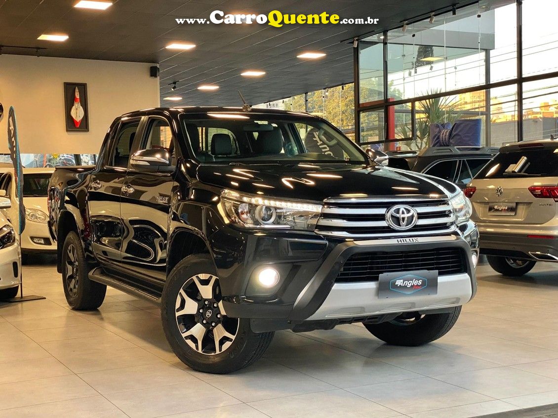 TOYOTA HILUX 2.8 SRX 4X4 CD 16V - Loja