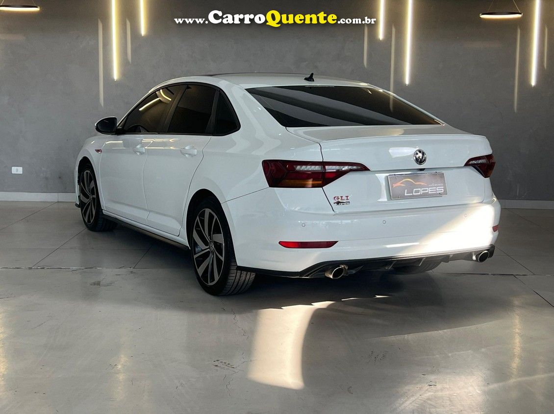 VOLKSWAGEN/JETTA 2.0 350 TSI GLI DSG - Loja