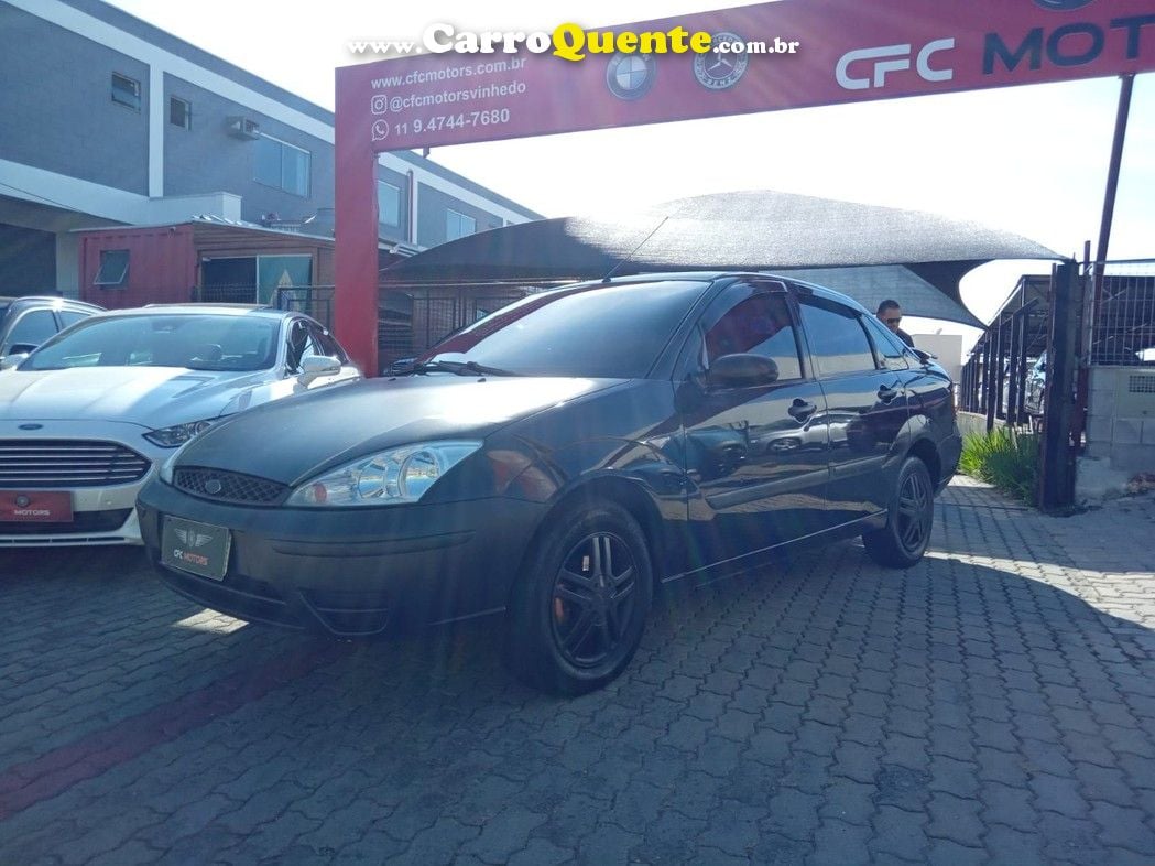 FORD FOCUS 2.0 FC 16V - Loja