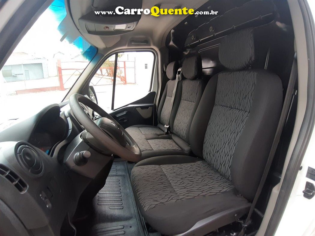 RENAULT MASTER 2.3 DCI FURGAO L1H1 2020 - Loja