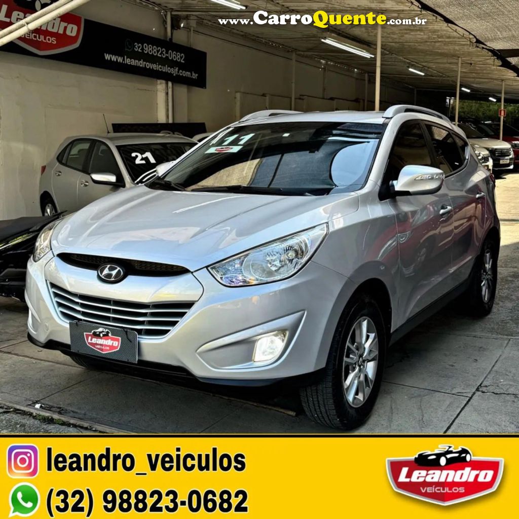 HYUNDAI   IX35 2.0 16V 170CV 2WD4WD MEC.   PRATA 2011 2.0 GASOLINA - Loja