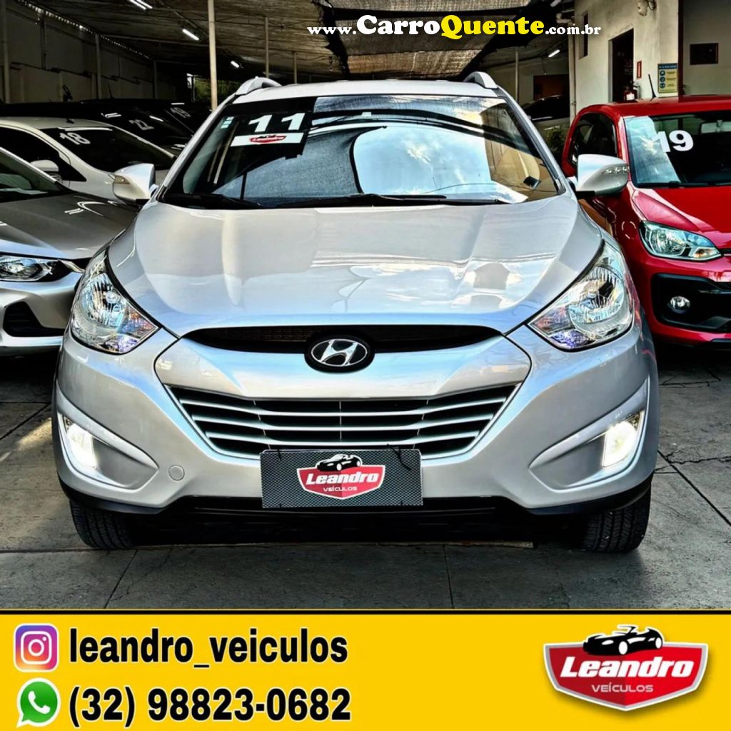 HYUNDAI   IX35 2.0 16V 170CV 2WD4WD MEC.   PRATA 2011 2.0 GASOLINA - Loja