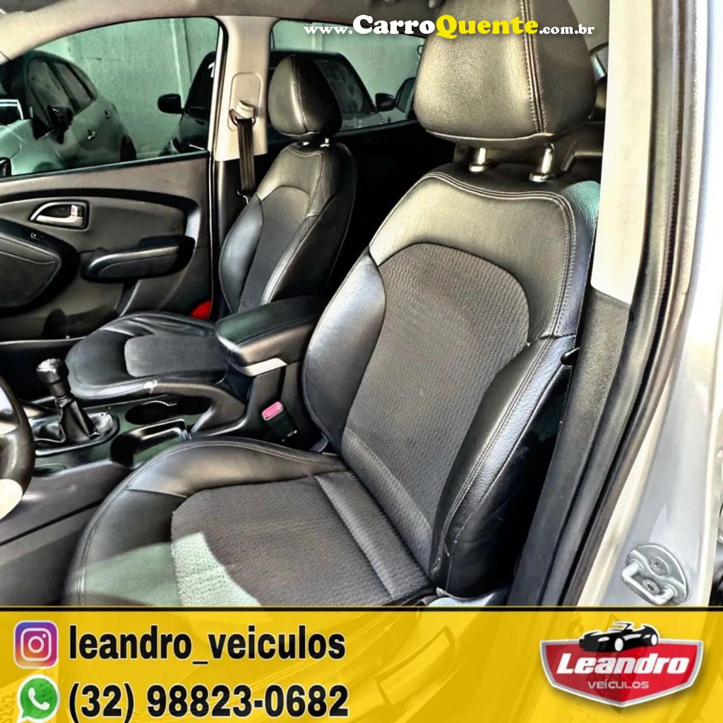 HYUNDAI   IX35 2.0 16V 170CV 2WD4WD MEC.   PRATA 2011 2.0 GASOLINA - Loja