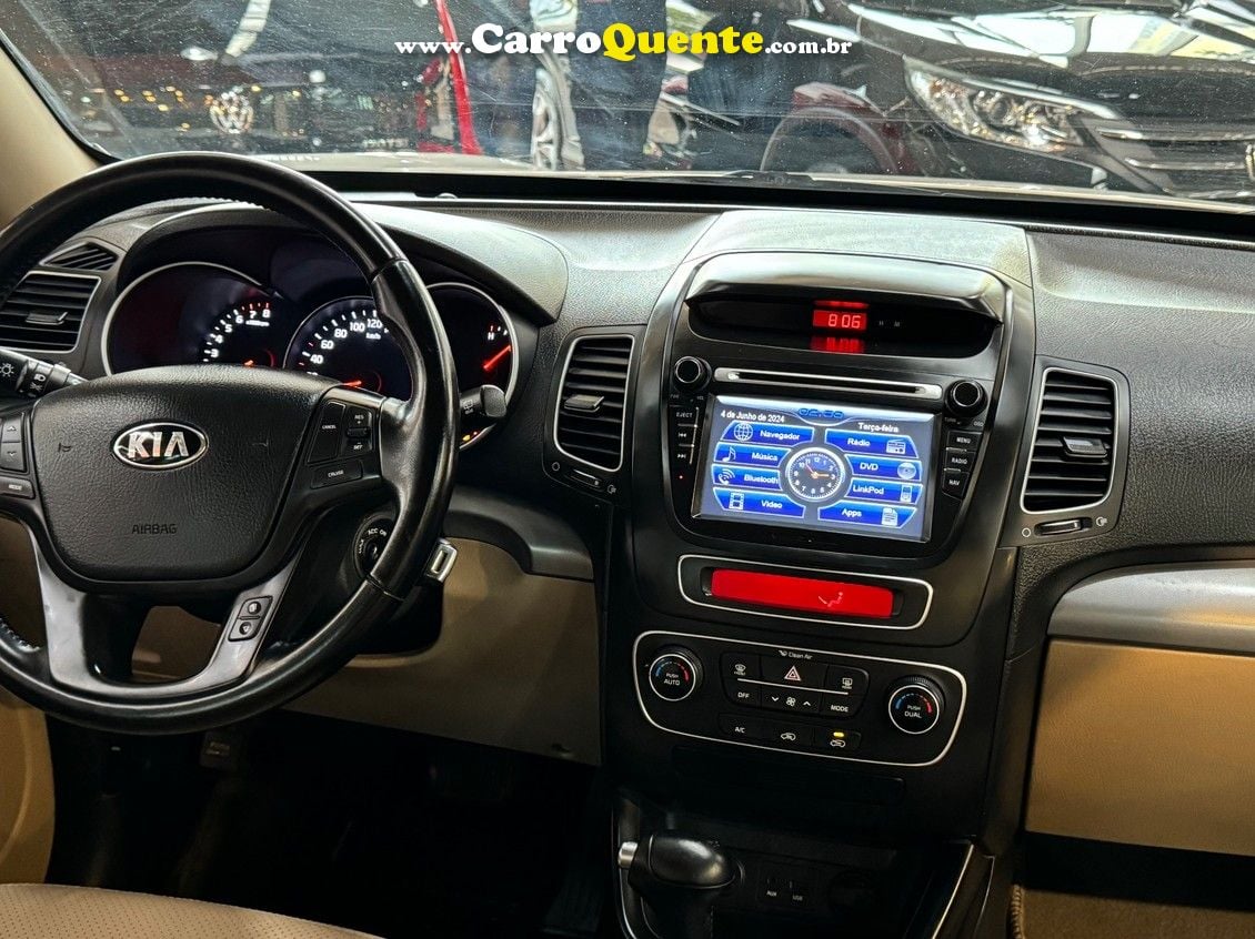 KIA SORENTO 2.4 EX 4X2 16V - Loja