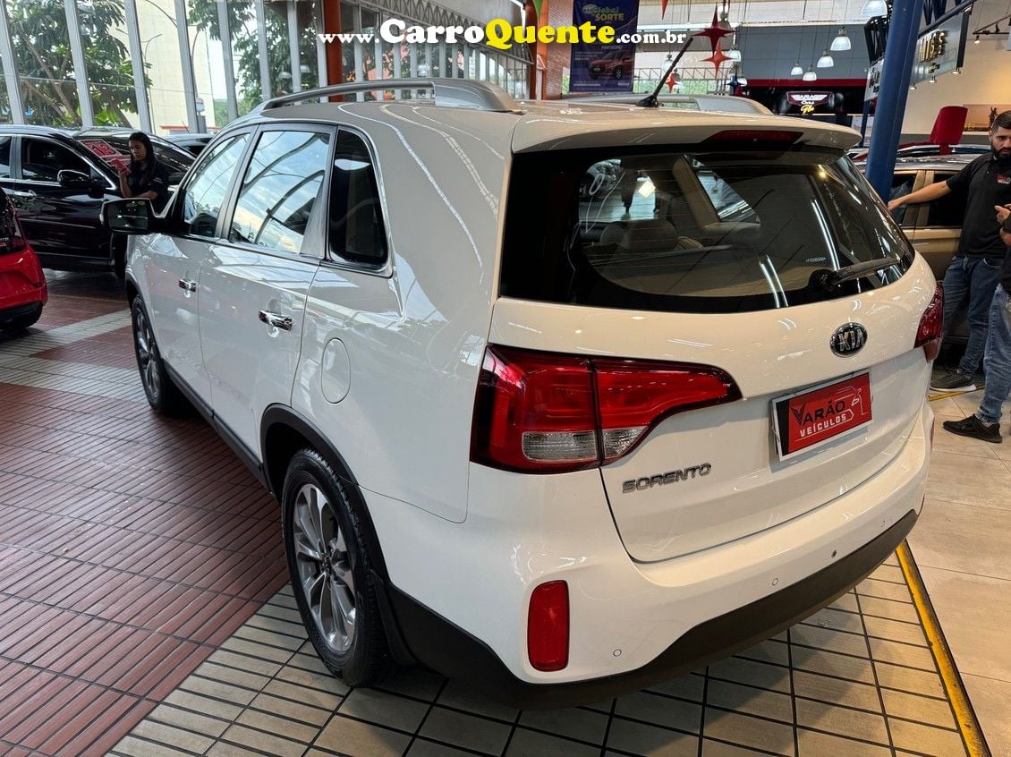 KIA SORENTO 2.4 EX 4X2 16V - Loja