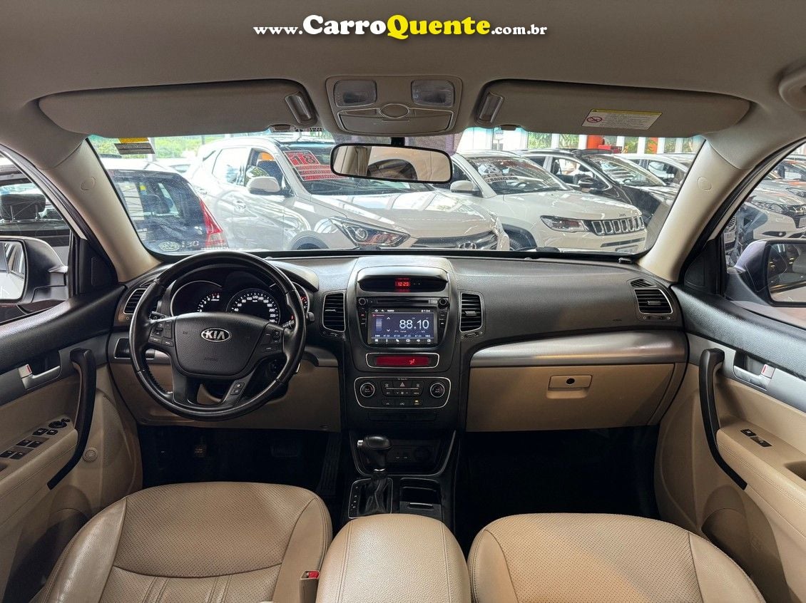 KIA SORENTO 2.4 S.263 4X2 16V - Loja