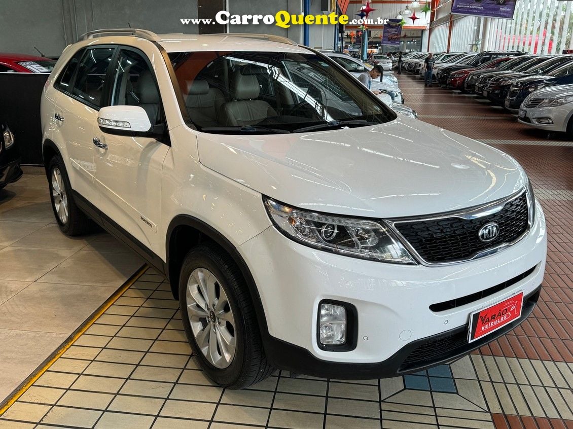 KIA SORENTO 2.4 S.263 4X2 16V - Loja