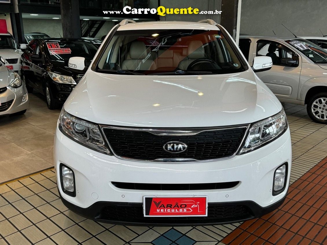 KIA SORENTO 2.4 S.263 4X2 16V - Loja