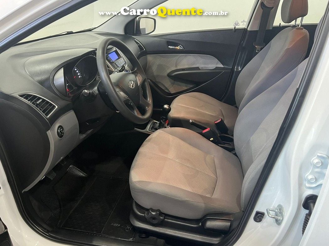 HYUNDAI HB20S 1.0 COMFORT PLUS 12V - Loja