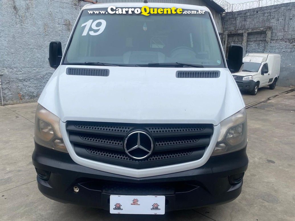 MERCEDES-BENZ SPRINTER 2.2 CDI VAN 415 LONGO 16L 2019 - Loja