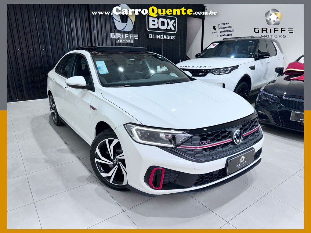 VOLKSWAGEN JETTA 2.0 350 TSI GLI DSG - Loja