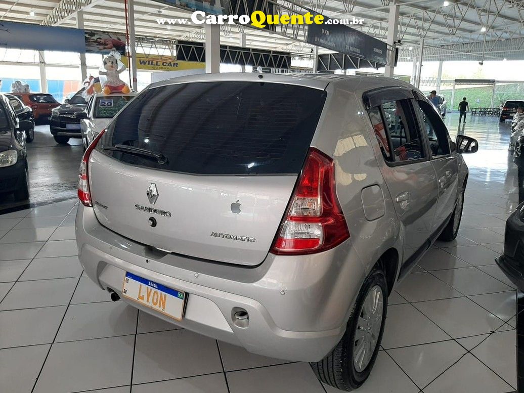 RENAULT SANDERO 1.6 PRIVILEGE 16V - Loja